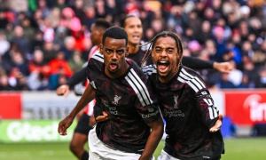 Hàng công 400 triệu bảng của Liverpool đã khởi sắc