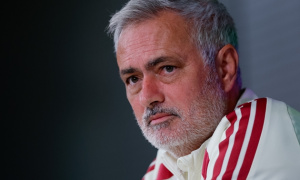 Mourinho hé lộ Real Madrid khó đón tân binh vào tháng Giêng