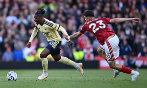 Arteta tiết lộ lý do thay Eze giúp Arsenal hạ Nottingham
