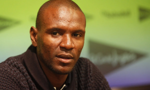 Eric Abidal và hành trình nhìn nhận lại ý nghĩa cuộc sống