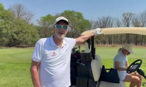 MU lún sâu khủng hoảng, sếp lớn INEOS sang châu Phi chơi golf