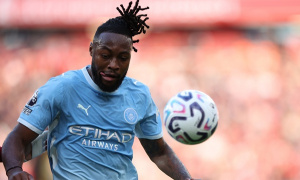Man City mất Semenyo trong 8 tuần vì chấn thương