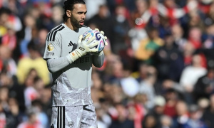 Schmeichel quả quyết Arsenal trắng tay nếu thiếu Raya