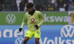 Man City vượt mặt Chelsea và PSG ở thương vụ Mathis Albert