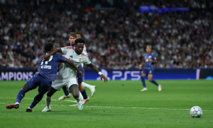 Vinicius tịt ngòi 9 trận liền, Mbappe ra mặt bảo vệ
