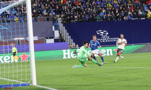 Ghi hai bàn vào lưới MU, Nico Paz tạo nên đêm lịch sử cho Como