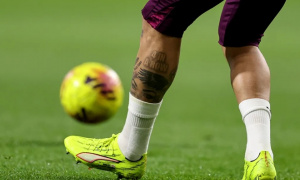 Kyle Walker sẽ xóa hình xăm nếu Man City bị tước danh hiệu