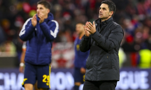Arteta tiếc nuối vì Arsenal chia điểm với Bayern