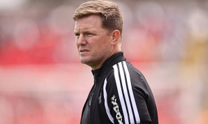 Sếp lớn MU nhắm Eddie Howe thay Michael Carrick