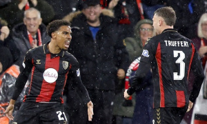 Vùi dập Milan giúp Bournemouth rũ bỏ mác bệ phóng