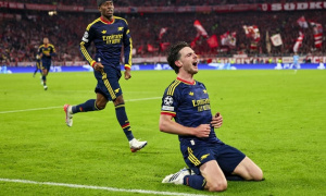 Soi trận Arsenal vs Everton: Bám đuổi ngôi đầu