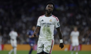 Vinicius cảm thấy áp lực mỗi khi ra sân ở Bernabeu