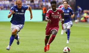 Tin đồn chuyển nhượng tối 23/10: Arsenal tái kích hoạt vụ Vinicius; Chelsea mượn Alexander-Arnold