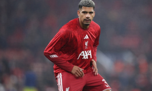 Tin đồn chuyển nhượng sáng 24/10: Liverpool cân nhắc mua đứt Araujo; Aston Villa lưỡng lự vụ Garnacho