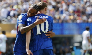De Zerbi khen ngợi bộ ba Palmer - Pedro - Rogers của Chelsea