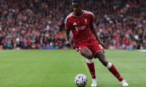 Isak nhắc tên Barcola sau trận thắng Brighton