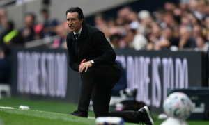 Emery có phải lời giải thay Carrick cho MU?