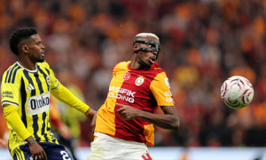 Osimhen lập cú đúp giúp Galatasaray hạ gục Fenerbahce