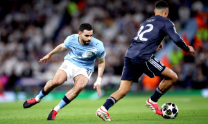 Ait-Nouri và ván cờ tàn nhẫn giữa hai nửa thành Manchester