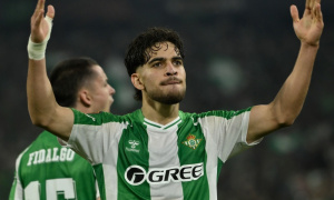 Luis Enrique gạt bỏ kế hoạch mua Ez Abde về PSG