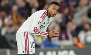 Tiền bối chỉ trích cách Mbappe vận động cho Quả bóng vàng