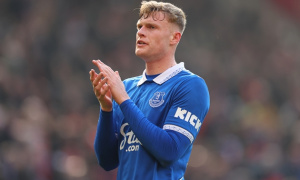 Chelsea theo đuổi trung vệ Branthwaite của Everton