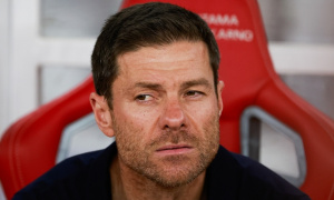 Xabi Alonso tiếc nuối khi Chelsea gục ngã tại Anfield