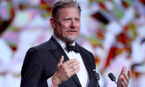 Schmeichel bất bình khi MU bổ nhiệm người của kình địch