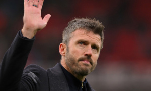 Jamie Carragher: Michael Carrick muốn được MU giải thoát