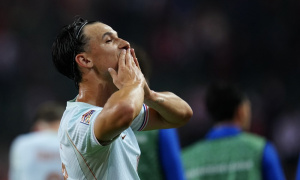 Ai là lời giải cho bài toán trung phong của Man Utd?