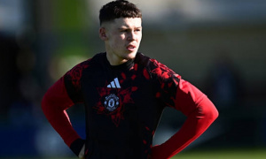 Kai Rooney nã 4 bàn, ngầm gửi thông điệp tới JJ Gabriel?