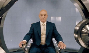 Huddersfield Town nghẹn ngào tiễn biệt Sir Patrick Stewart