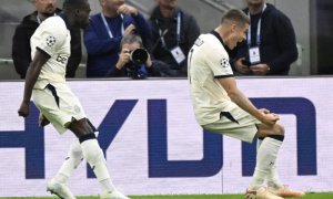 Arsenal cân nhắc bán Gyokeres để đón Nicolo Tresoldi