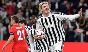Soi trận Juventus vs Napoli: Khủng hoảng bủa vây