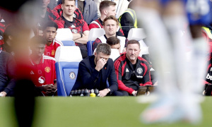 Man Utd san bằng kỷ lục buồn 38 năm sau trận thua Chelsea