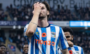 Thắng đẹp Sunderland, Coventry City thoát nhóm cầm đèn đỏ