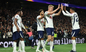 Kết quả vòng 9 Ngoại hạng Anh: Tottenham thắng dễ; Aston Villa mất điểm đáng tiếc