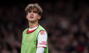 Max Dowman 15 tuổi viết nên lịch sử, gửi lời tri ân xúc động sau trận ra mắt Arsenal