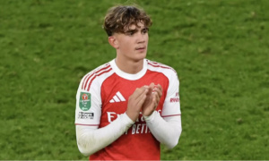 Tài năng 15 tuổi Max Dowman gây bão ở Arsenal, Arteta xúc động ca ngợi học trò