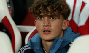 Thần đồng 15 tuổi Max Dowman gây ấn tượng mạnh, HLV Brighton bất ngờ ví như Bukayo Saka