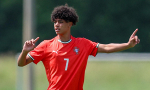 Ronaldo Junior đánh dấu cột mốc đầu tiên cùng U16 Bồ Đào Nha