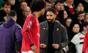 THCN sáng 1/11: Manchester United đối mặt làn sóng chuyển nhượng, đại gia châu Âu tranh tài vì Marc Guehi