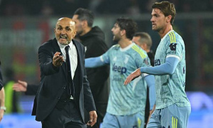 Juventus nhọc nhằn giành chiến thắng đầu tiên cùng HLV Spalletti