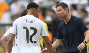 Alexander-Arnold có thể phải dự bị trong ngày tái ngộ Liverpool tại Anfield