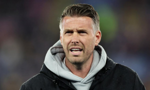 Wolves bị từ chối phũ phàng khi hỏi mua HLV Rob Edwards từ Middlesbrough