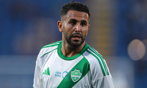 Mahrez ghi bàn quyết định, Mendy tỏa sáng giúp Al Ahli đánh bại Al Ittihad