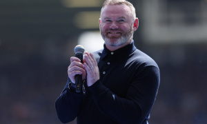 Wayne Rooney chỉ trích Salah vì thiếu trách nhiệm phòng ngự trong trận thua Man City