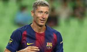 Lewandowski cân nhắc treo giày nếu Barca không chốt hợp đồng mới