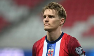 Odegaard chưa thể hẹn ngày trở lại, HLV Na Uy khiến Arsenal thêm lo lắng