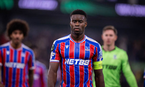 Liverpool tăng tốc vì Marc Guehi